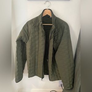 Mountain Hardwear puffer jacket